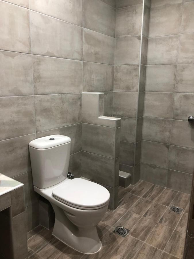 Thealos Inn Nea Vrasna Bagian luar foto