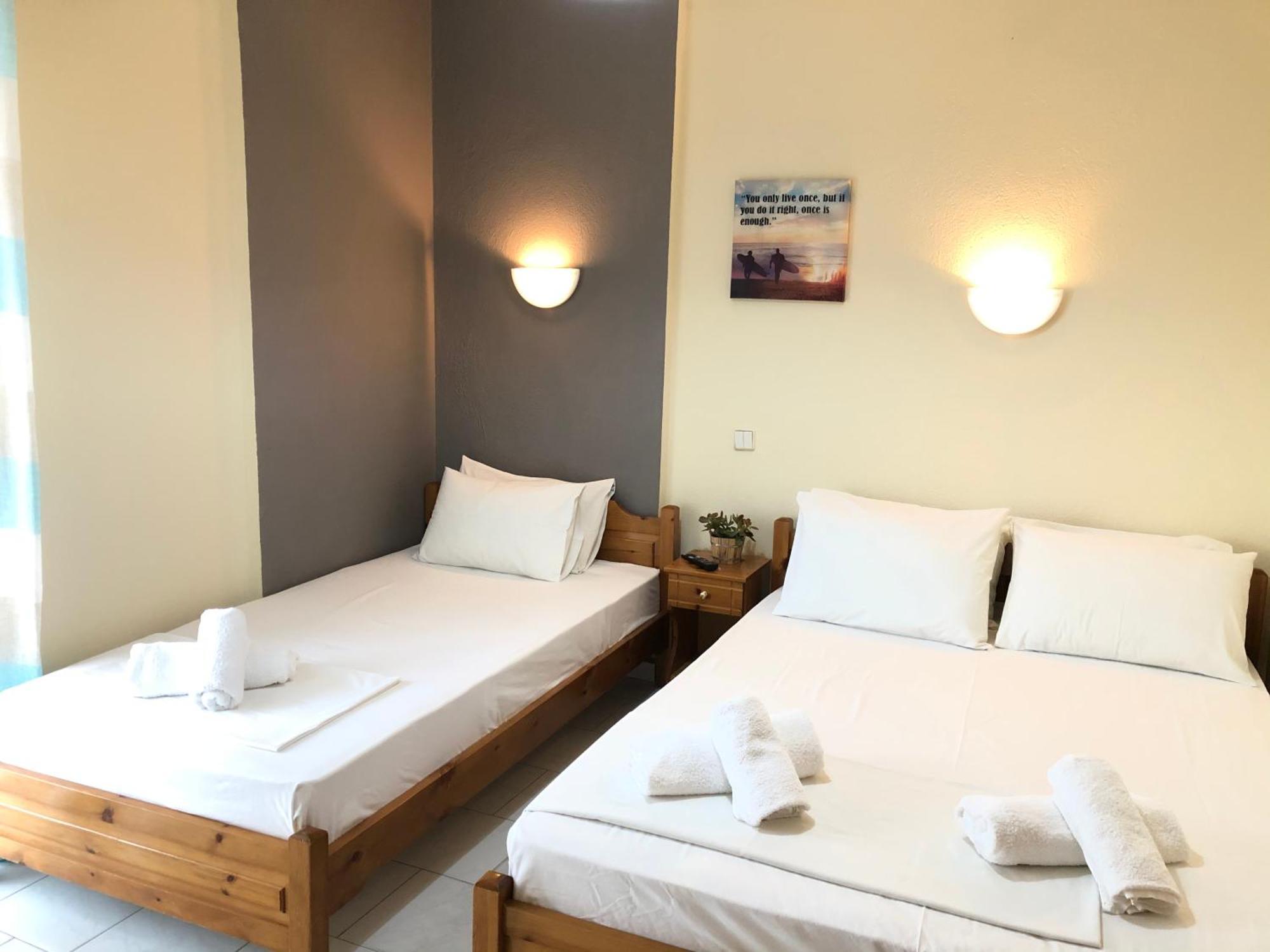 Thealos Inn Nea Vrasna Bagian luar foto