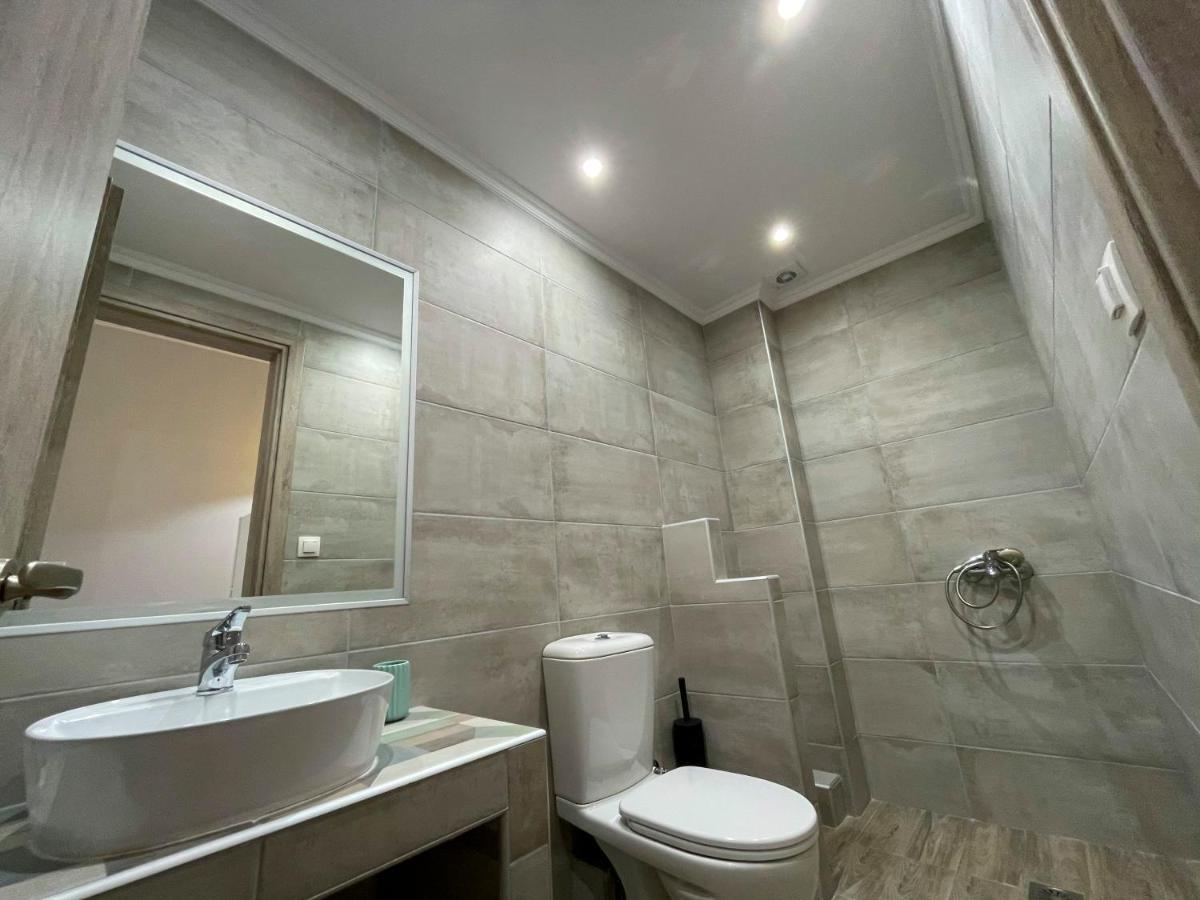 Thealos Inn Nea Vrasna Bagian luar foto